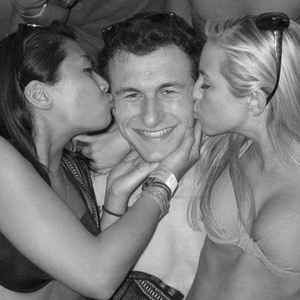 国产激情对白一区二区三区四
